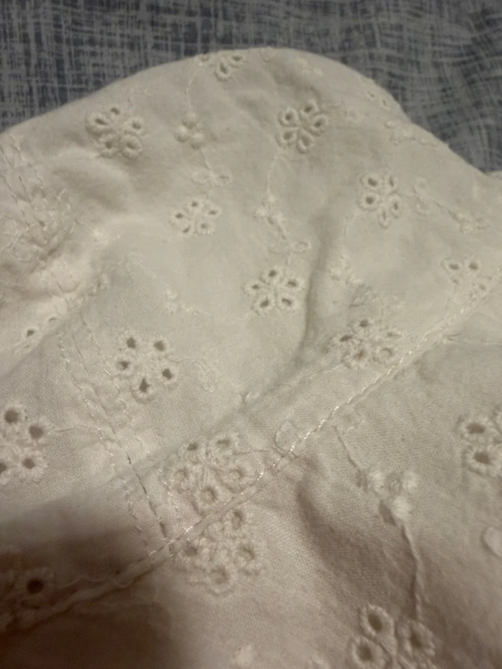White Eyelet Bucket Hat 6-12months
